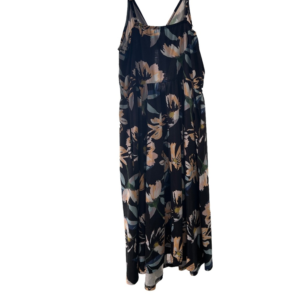 Tie-front spaghetti strap, printed dress size Medium